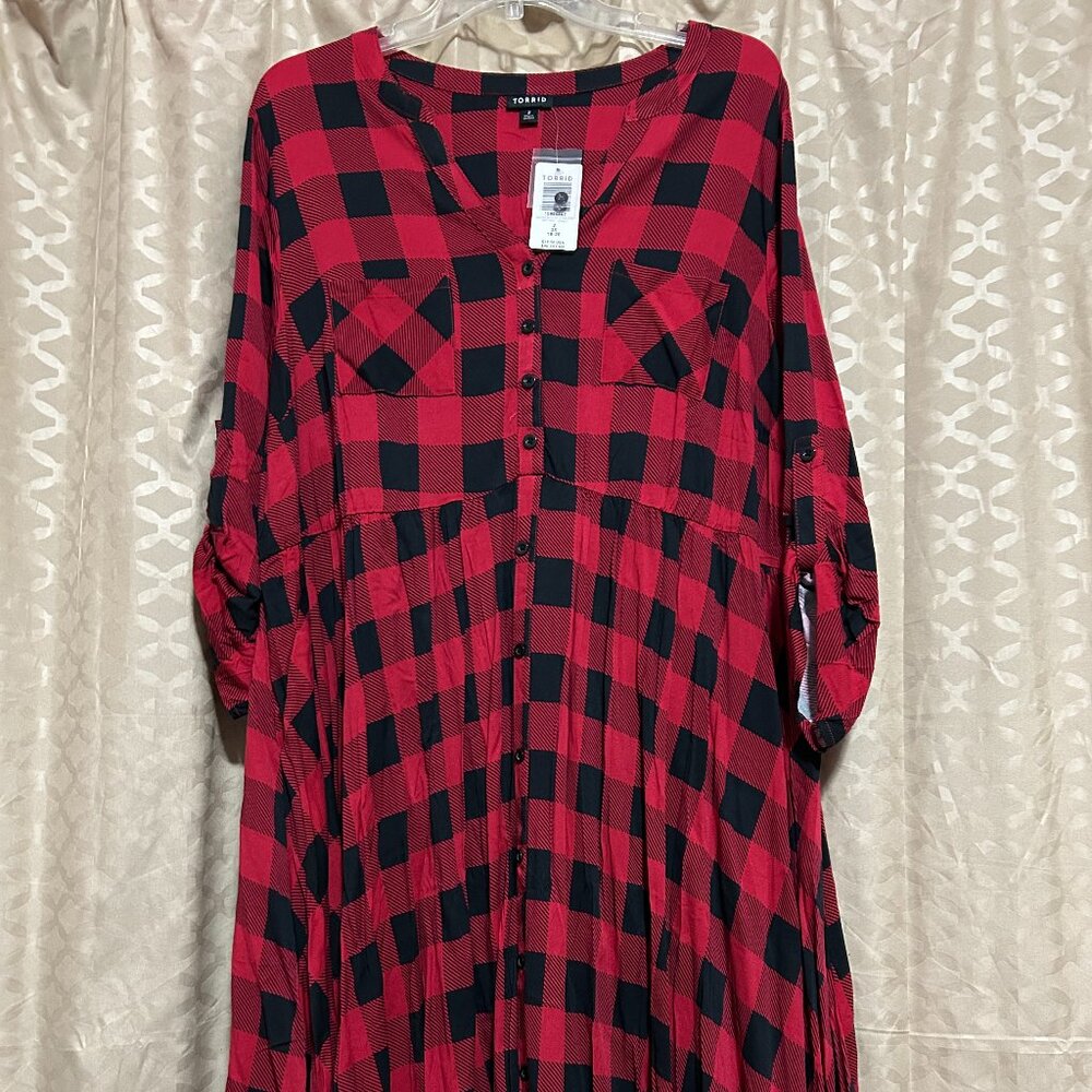 TORRID Challis Buffalo Plaid Dress Size 18-20